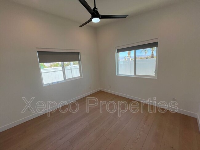 Building Photo - 38702 Paradise Way