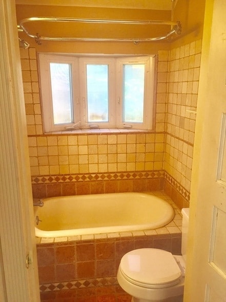 Building Photo - 24 Soule Ave