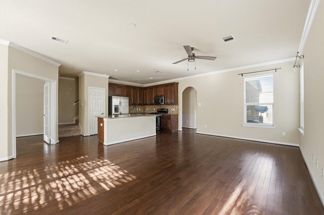 Building Photo - 2 Bettina Ln