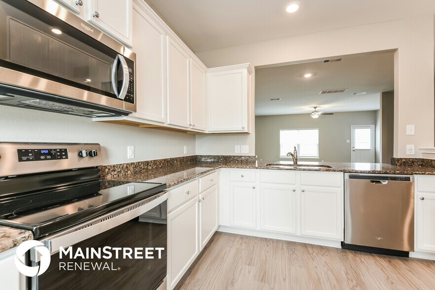 Building Photo - 26116 Hals Dr