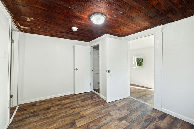 Building Photo - 2706 Quincy St