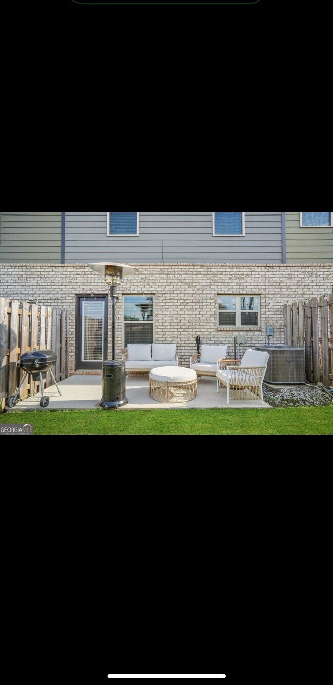 Building Photo - 125 White Mountain Pass