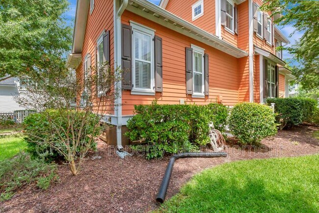 Building Photo - 1705 Doldridge St