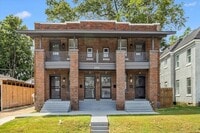 Building Photo - 2395 Forrest Avenue Unit 3