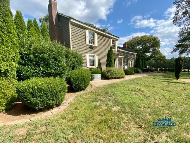Building Photo - HISTORIC FARMHOUSE ON AN ACRE IN MANAKIN