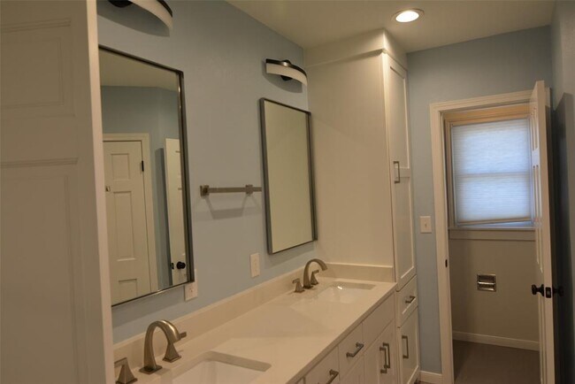 Building Photo - 3612 Serena Woods Ct