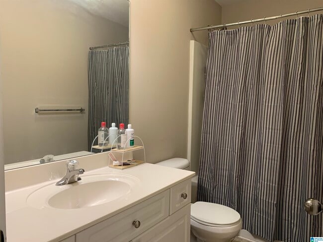 Building Photo - 5639 Colony Ln