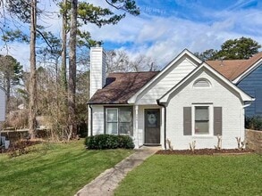 Building Photo - 7941 Creekstone Way