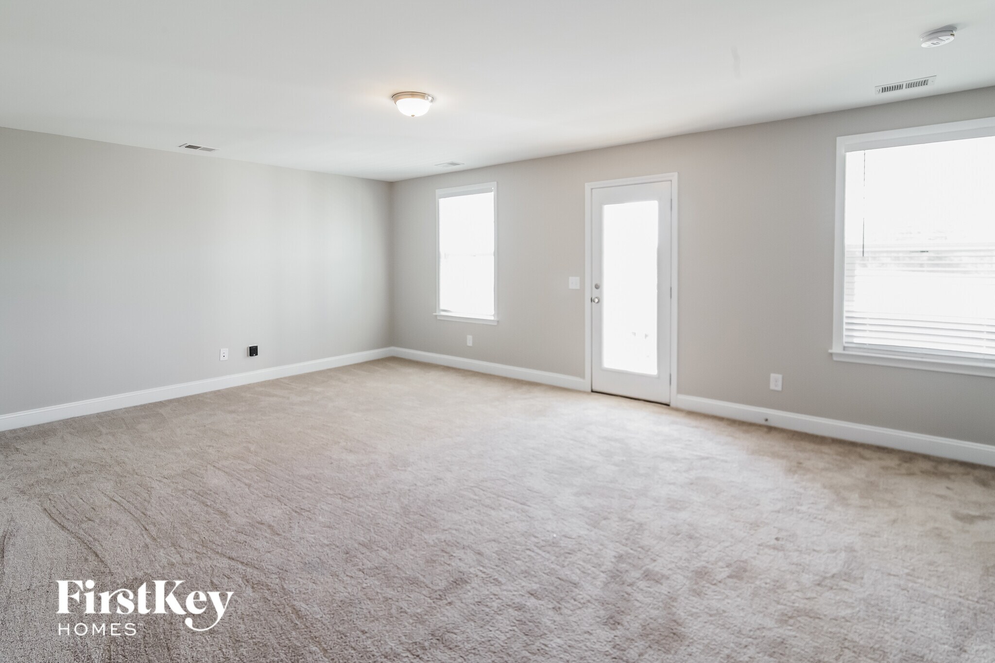 Building Photo - 153 Yorkshire Dr