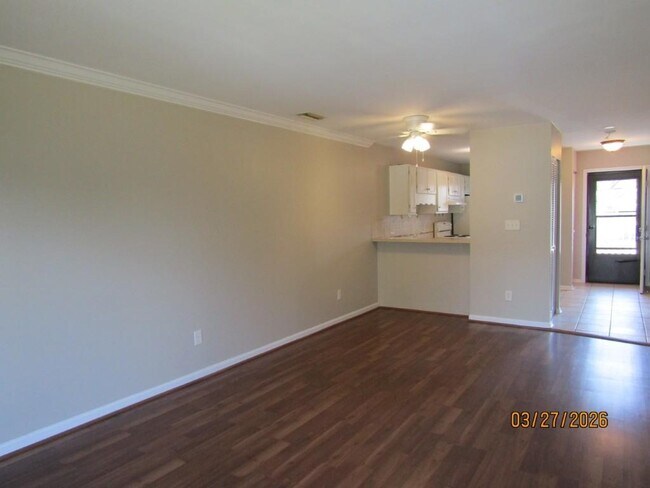 Building Photo - 7700 Porcher Dr