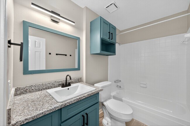 Building Photo - 4911 Maurita Dr