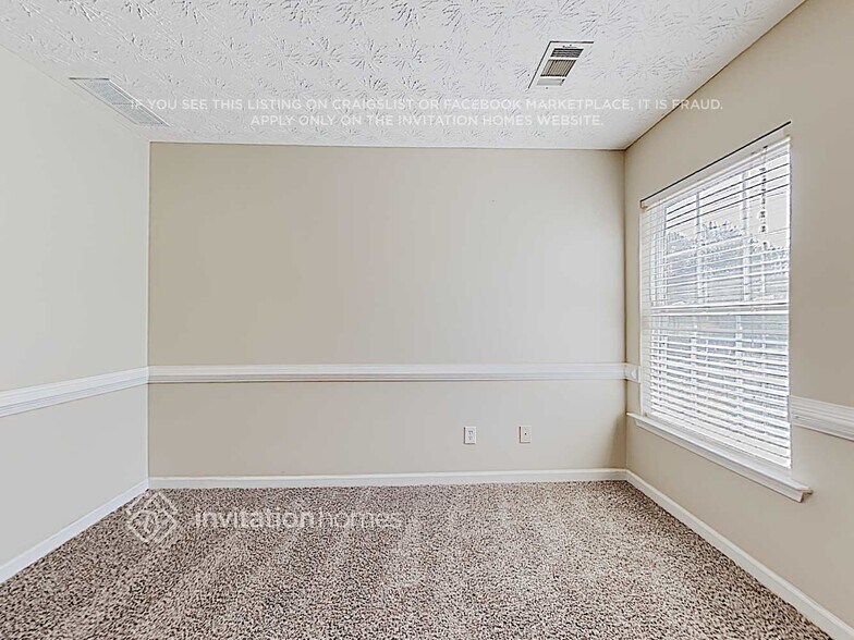 Building Photo - 130 Rosemoore Dr