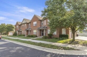 Building Photo - 13181 Turnberry