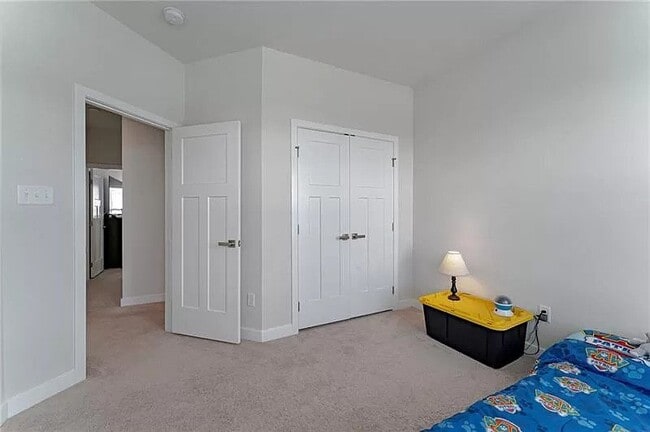 Building Photo - 191 Moyer Hill Dr