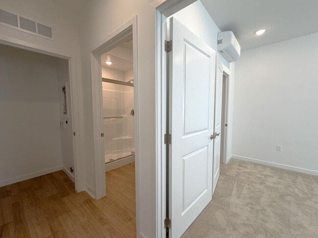 Building Photo - Brand New Construction in River Terrace Development!