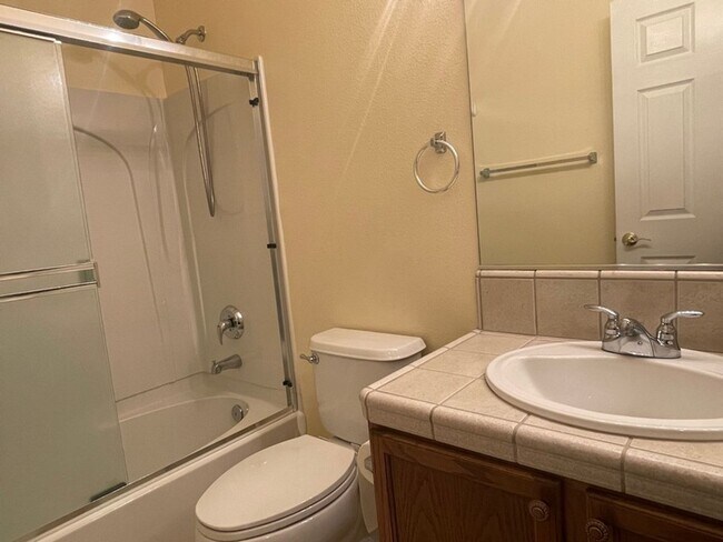 Building Photo - Reno Rental Finders - 1605 Cosenza Dr. Sparks, NV 89434