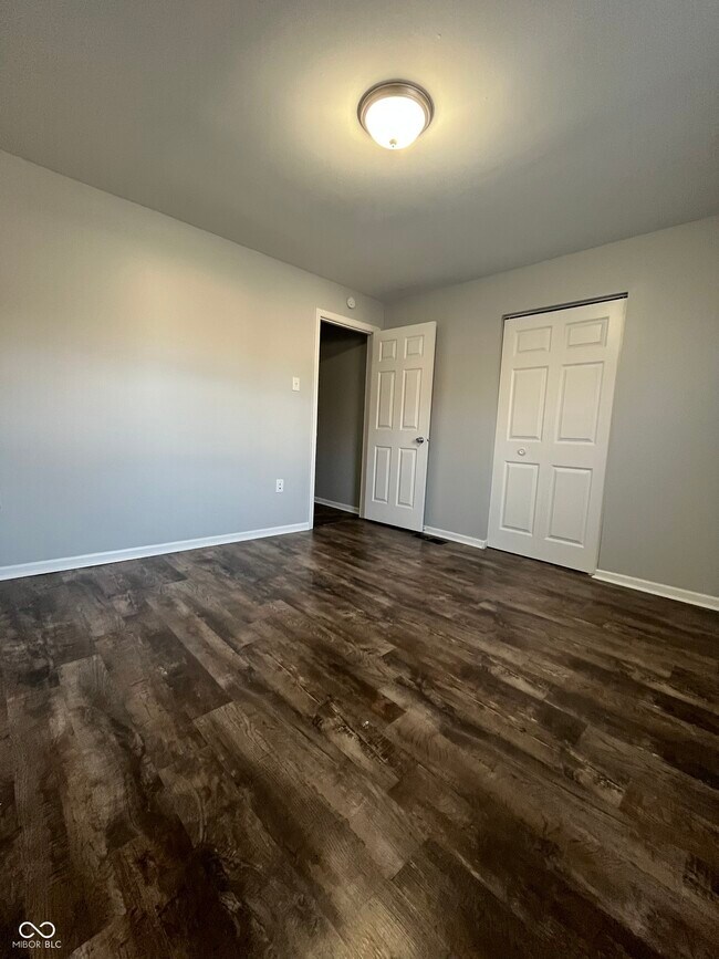 Building Photo - 742 N Denny St