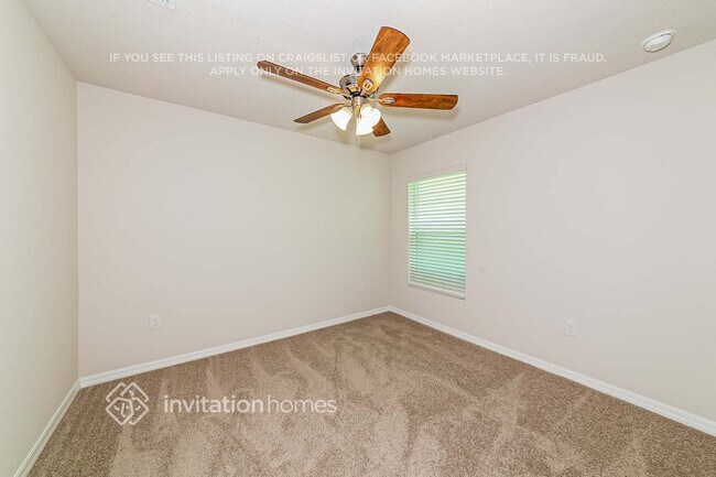 Building Photo - 5917 Silver Moonlight Dr
