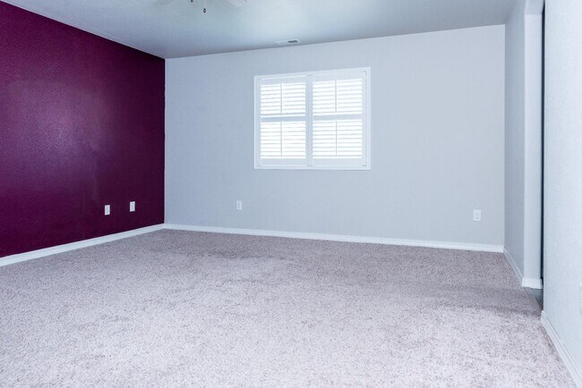 Building Photo - 10744 Traders Pkwy