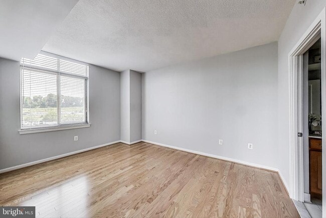 Building Photo - 4480 Market Commons Dr