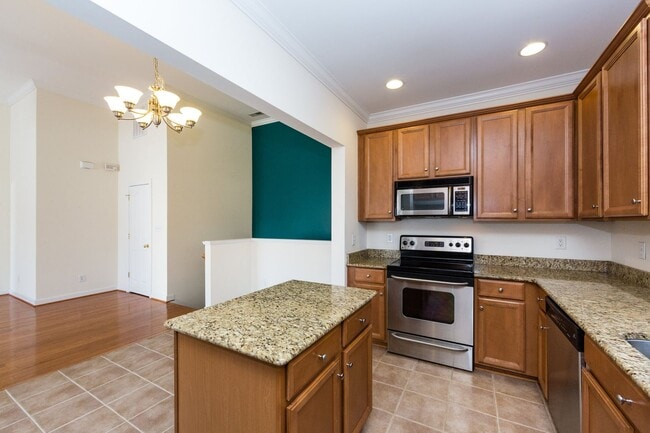 Building Photo - Great Ballantyne Location; Great Schools; 2BR/2BA Condo
