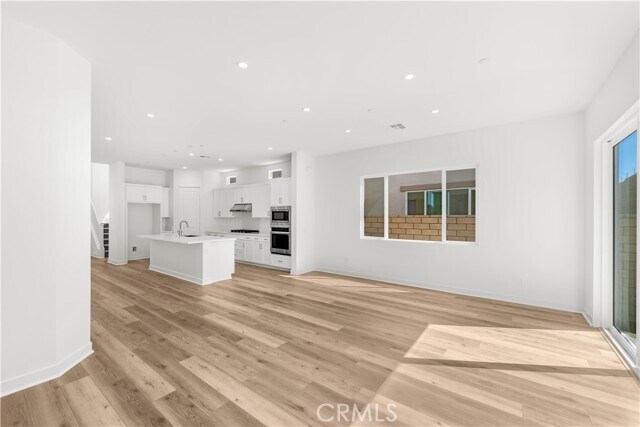 Building Photo - 22129 Garibaldi Dr