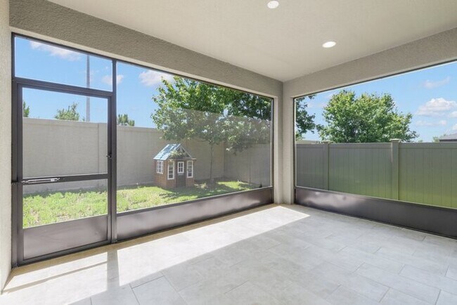 Building Photo - BEAUTIFUL Home for Rent in Estancia with T...