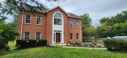 Building Photo - 7 Stratford Pl