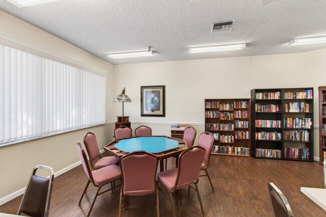 Building Photo - 3162 Via Poinciana