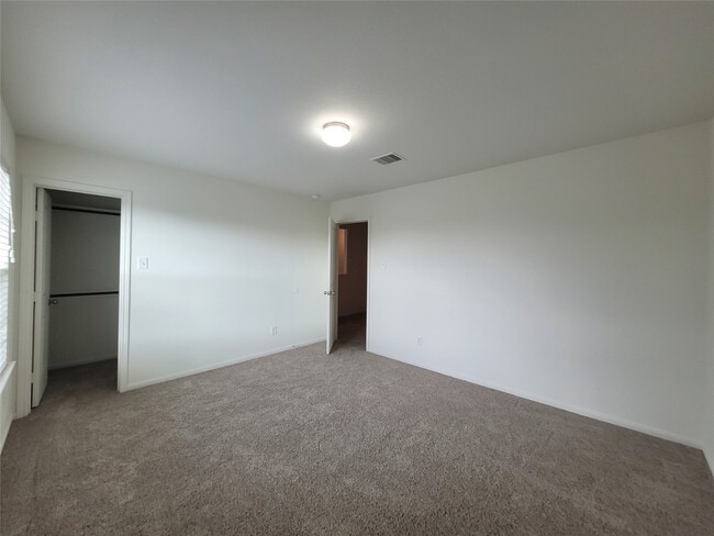 Building Photo - 13911 Cypress Meadows Dr