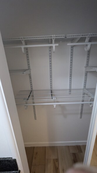 Building Photo - 1370 High St