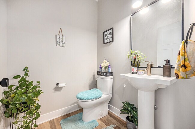 Building Photo - 3760 Jason Ridge Ln SW