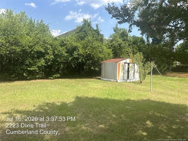 Building Photo - 2223 Dixie Trail