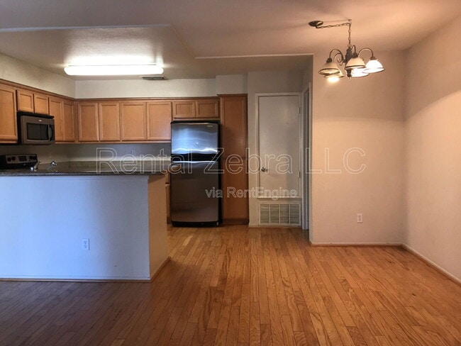 Building Photo - 2915 N Texas St