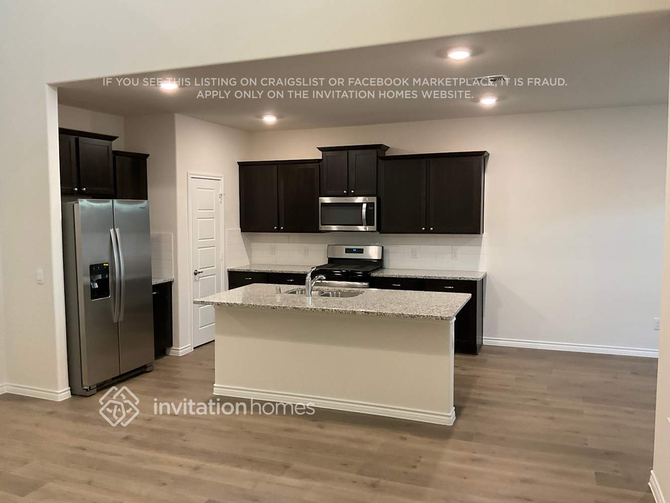 Building Photo - 7432 Mayplace Dr