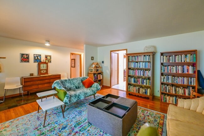 Building Photo - 50 Eden Pl