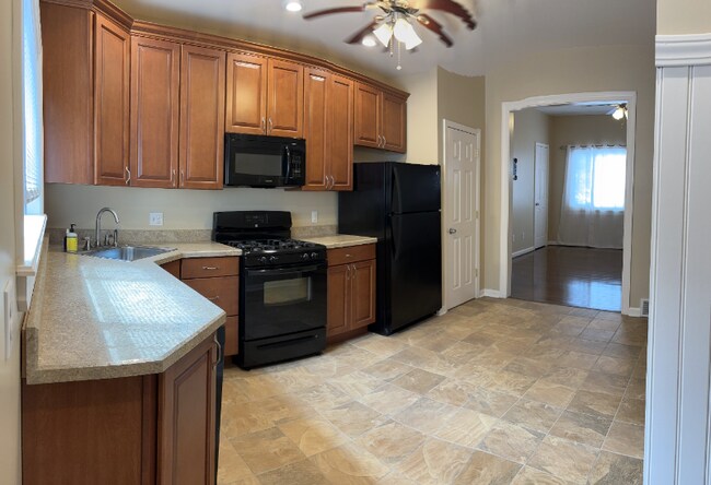 Building Photo - 158 Dryden Way