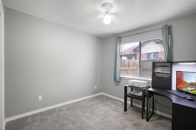 Building Photo - 1205 Ivybridge Dr