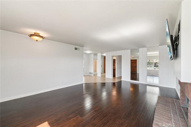 Building Photo - 4710 Avenida Del Este