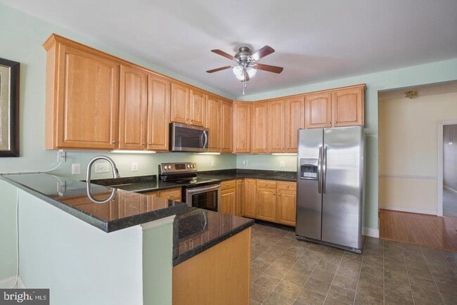 Building Photo - 25593 Creek Run Terrace