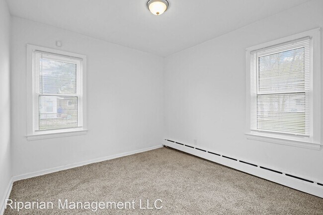 Building Photo - 2 br, 1 bath House - 22063 Cushing Ave