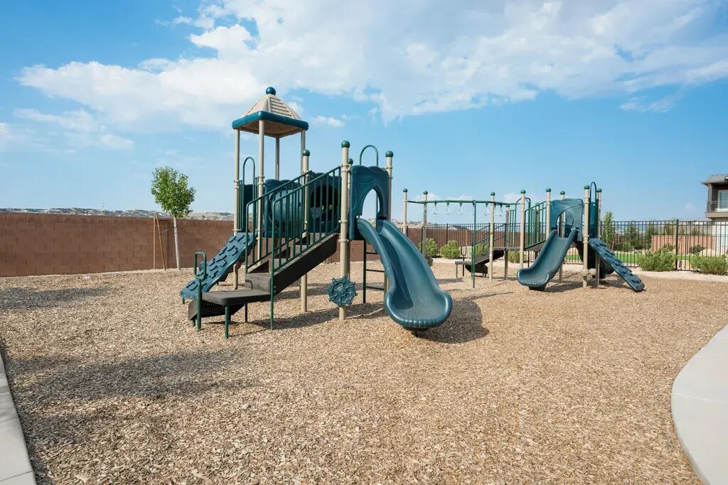 Building Photo - 832 S American Beech Ln