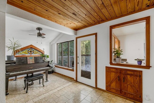 Building Photo - 4811 Soundside Dr
