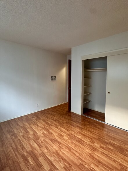 Building Photo - 707 N Genesee Ave