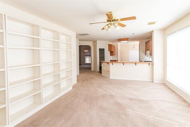 Building Photo - 5921 Back Bay Ln