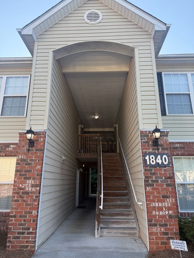 Building Photo - FOR RENT WINSTON SALEM