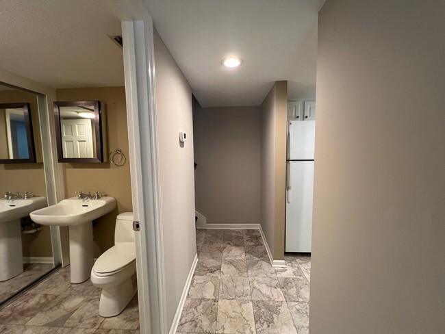 Building Photo - Myrtle Beach - 1 Bedroom / 1 Bath Loft Sty...