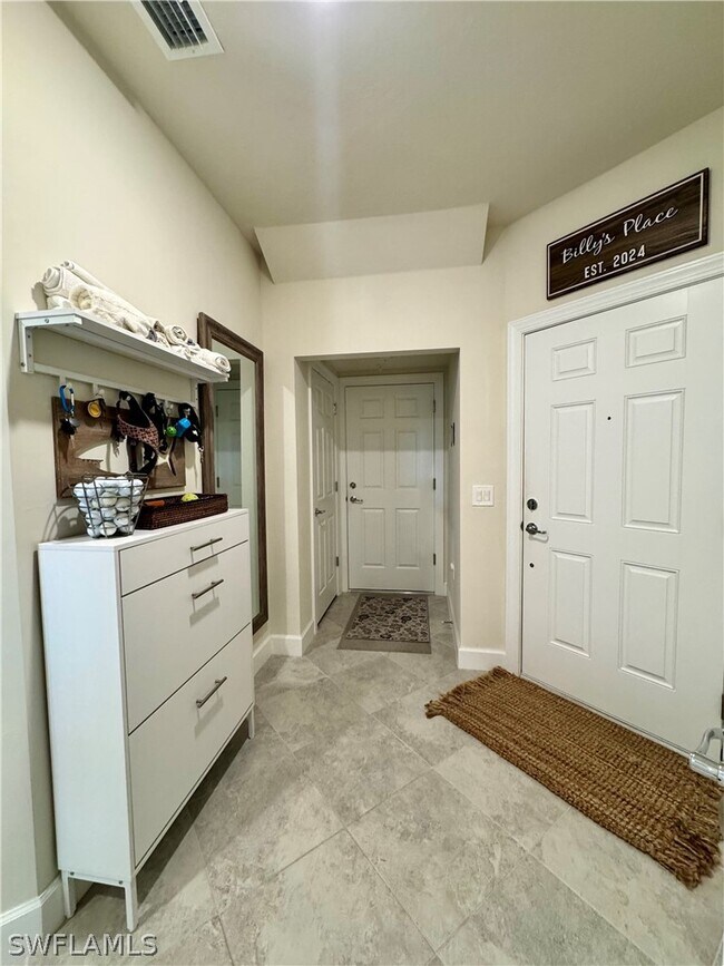 Building Photo - 5690 Mayflower Way