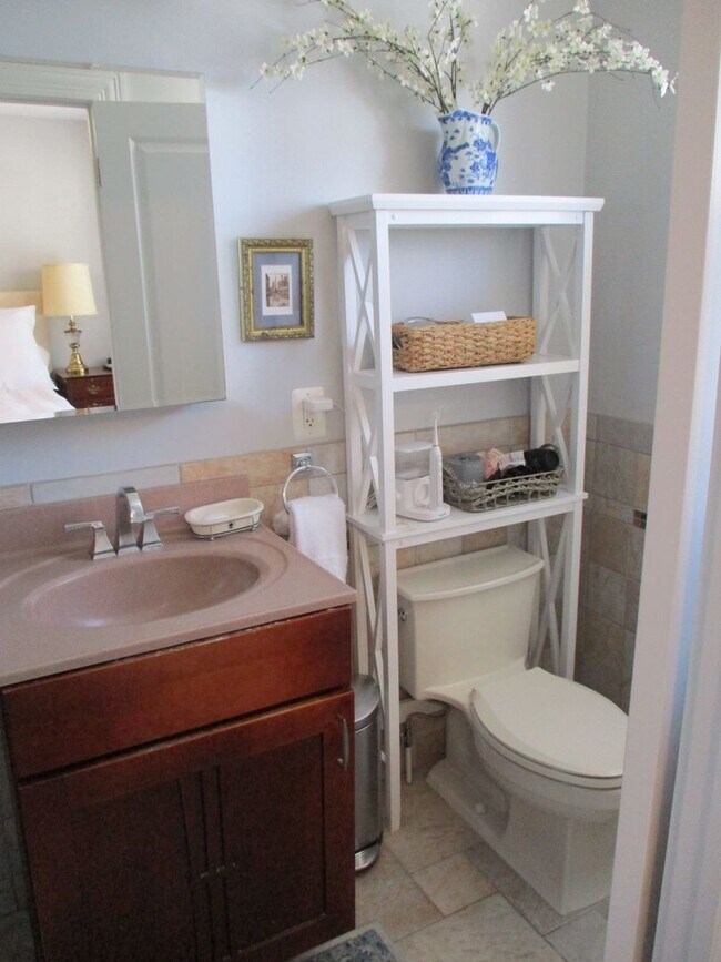 Building Photo - The Charm that Defines Georgetown is Captured in this 2 bedroom 2 bathroom Townhome