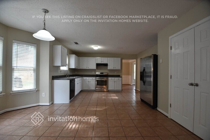 Building Photo - 4103 Sitka Dr
